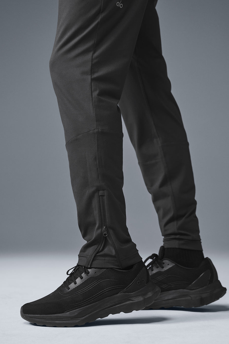 Conquer React Performance Pant - Anthracite--3