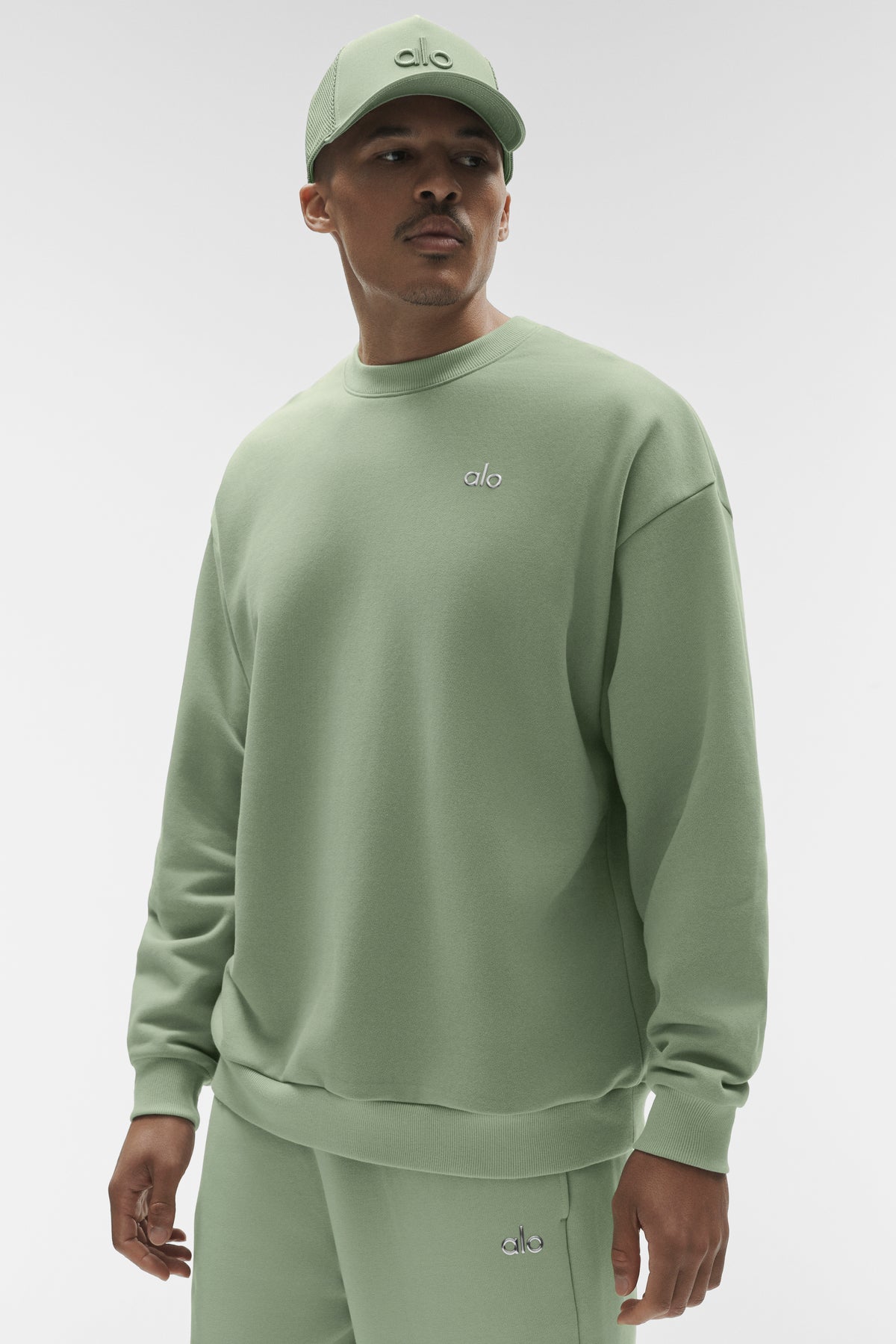 Accolade Crew Neck Pullover - Dune Grass--0