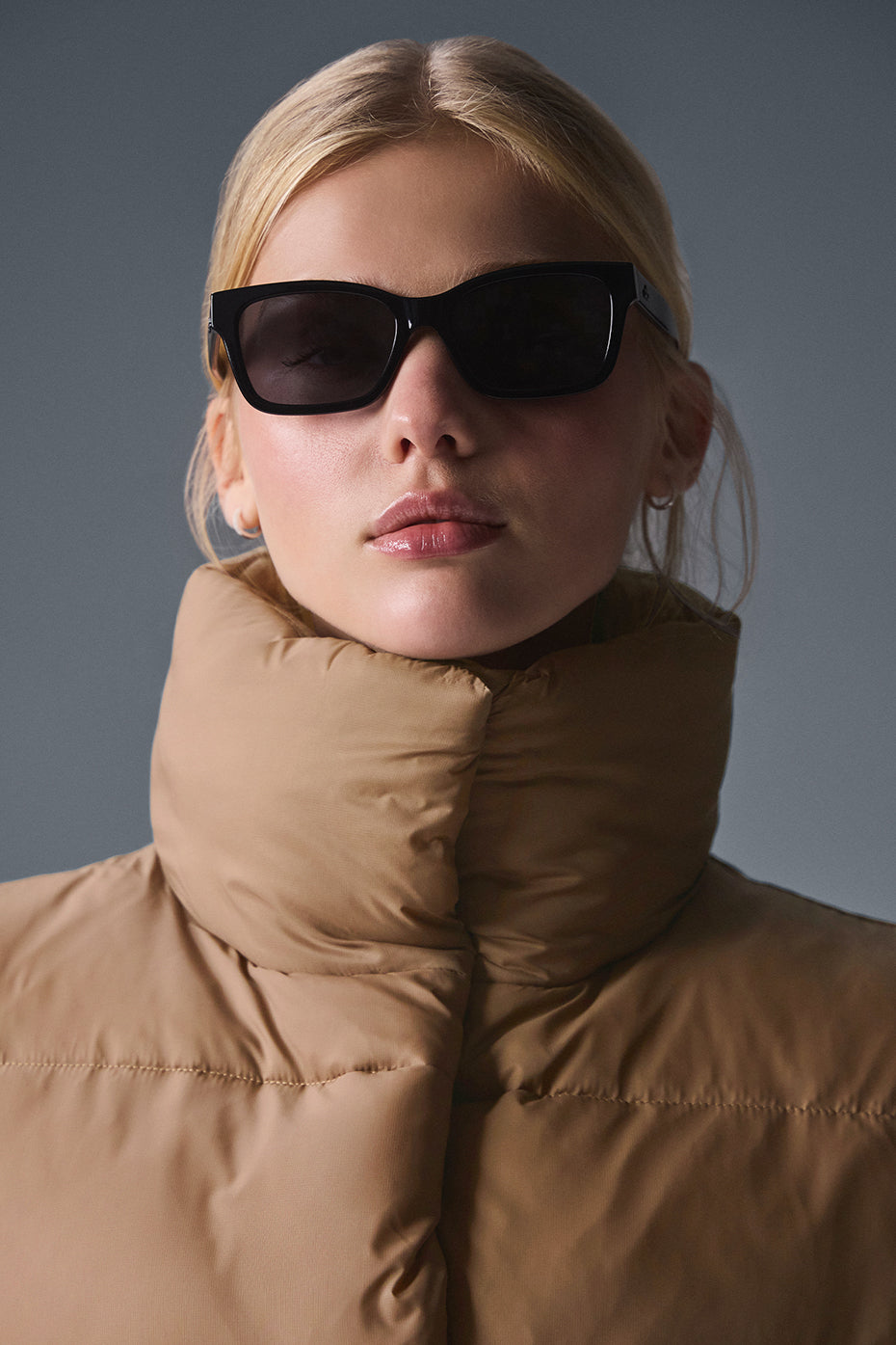 Cropped Gold Rush Puffer Vest - Toasted Almond--4