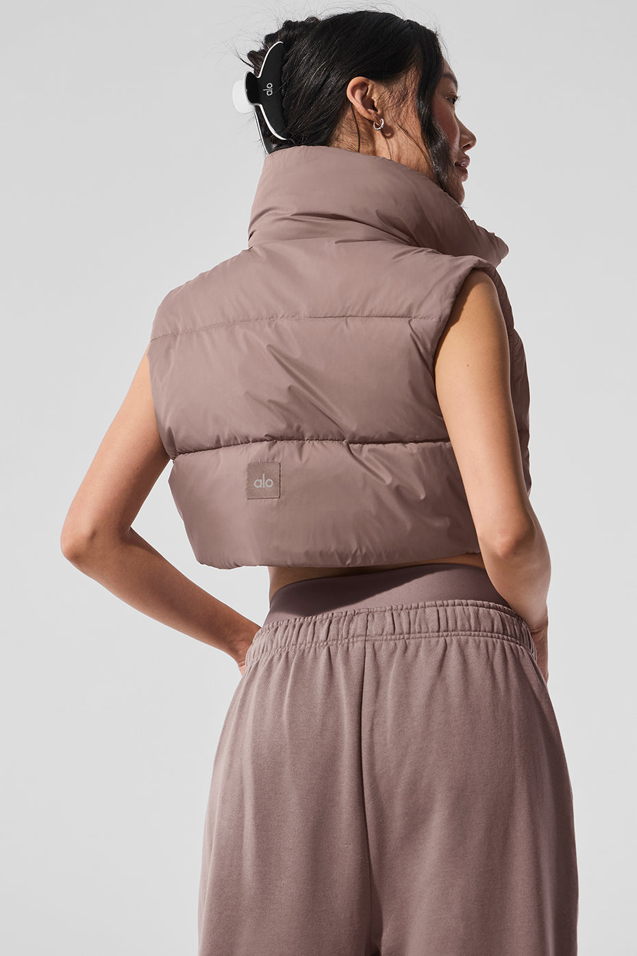 Cropped Gold Rush Puffer Vest - Mushroom--2
