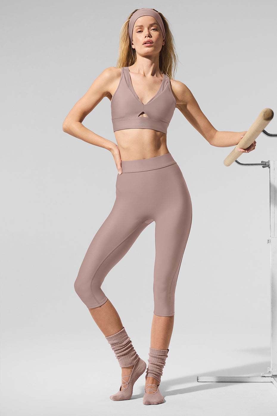 Airlift Mesh High-Waist Just Right Capri - Taupe--3