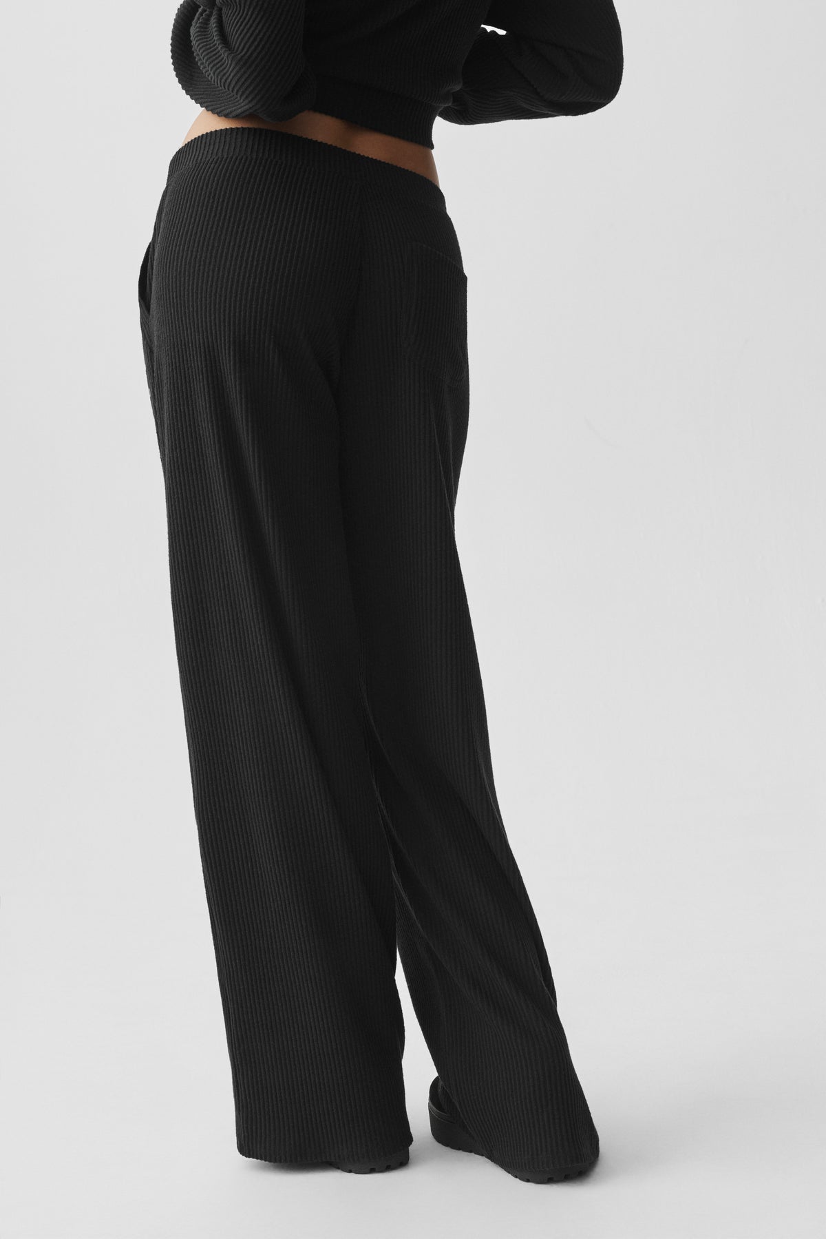 Muse Wide Leg Pant - Black--3