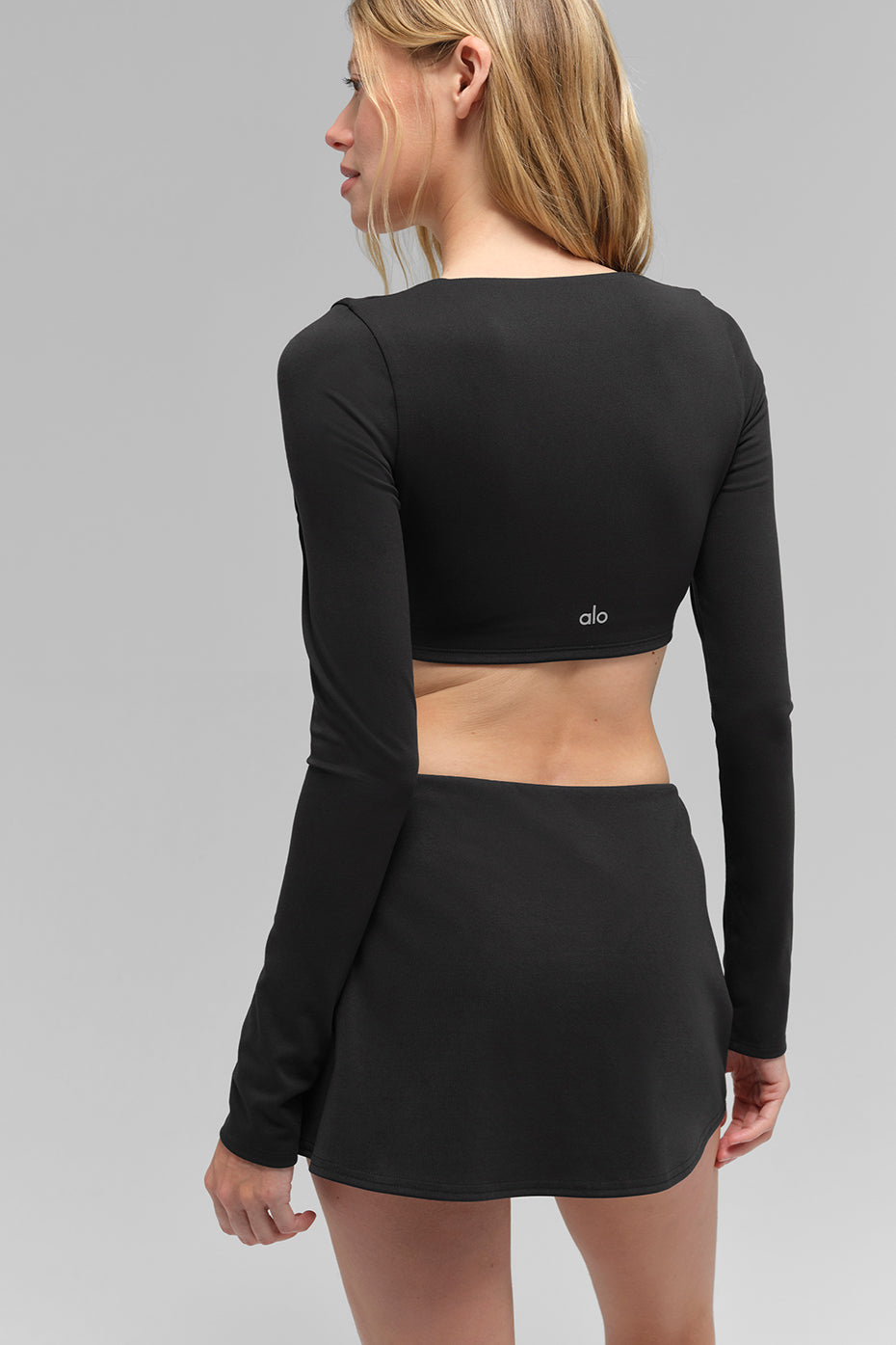 ALO Softsculpt Precision Long Sleeve Bra - Black--2
